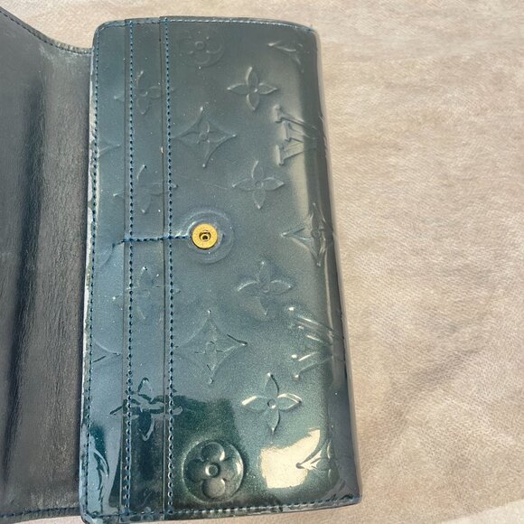 Louis Vuitton Vernis Leather Sarah Wallet Blue Nuit - Preowned - Picture 11 of 15